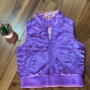 Gently used. Adorable reversible pink and purple vest. Sz 6-6x T. A4